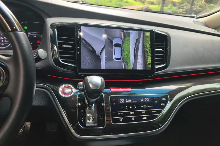 Used Honda Odyssey 2018 2.4L Luxury Edition Audio And AC Panel