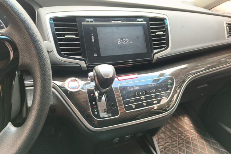 Used Honda Odyssey 2018 2.4L Luxury Edition Audio And AC Panel