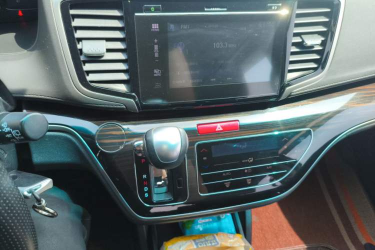 Used Honda Odyssey 2018 2.4L Comfort Version Audio And AC Panel