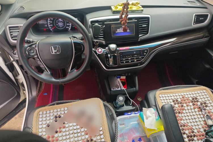 Used Honda Odyssey 2018 2.4L Luxury Edition Center Console