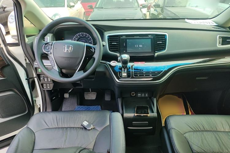 Used Honda Odyssey 2018 2.4L Luxury Edition Center Console