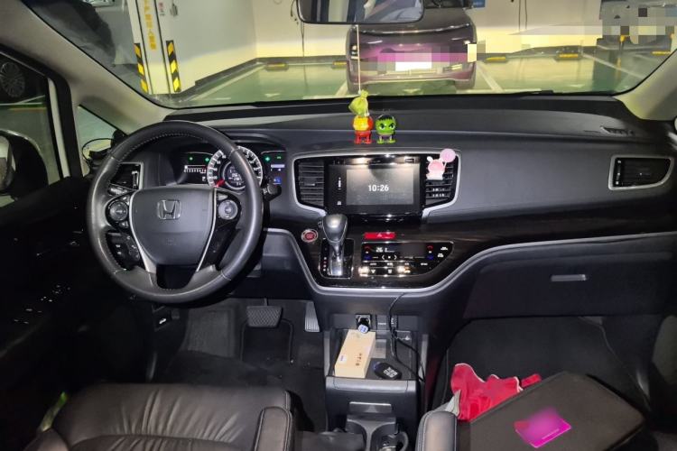 Used Honda Odyssey 2018 2.4L Smart Edition Center Console