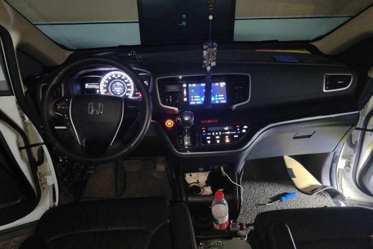 Used Honda Odyssey 2018 2.4L Luxury Edition Center Console