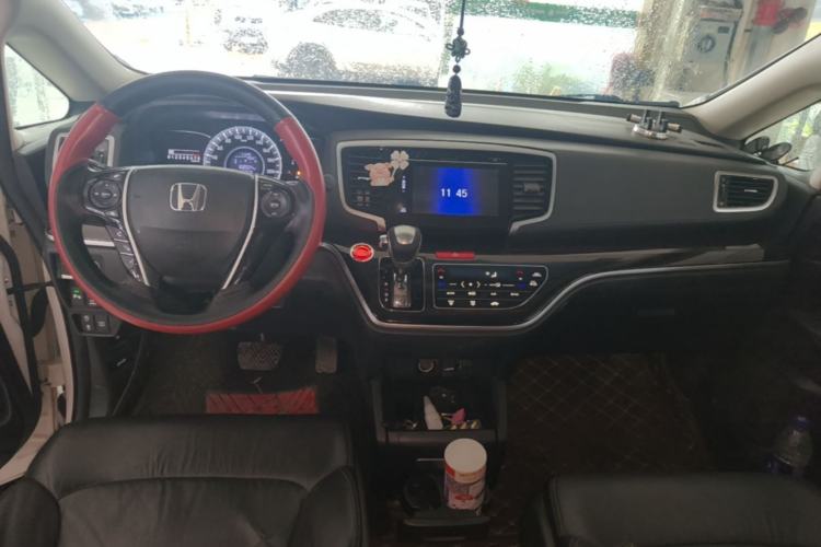 Used Honda Odyssey 2018 2.4L Smart Edition Center Console