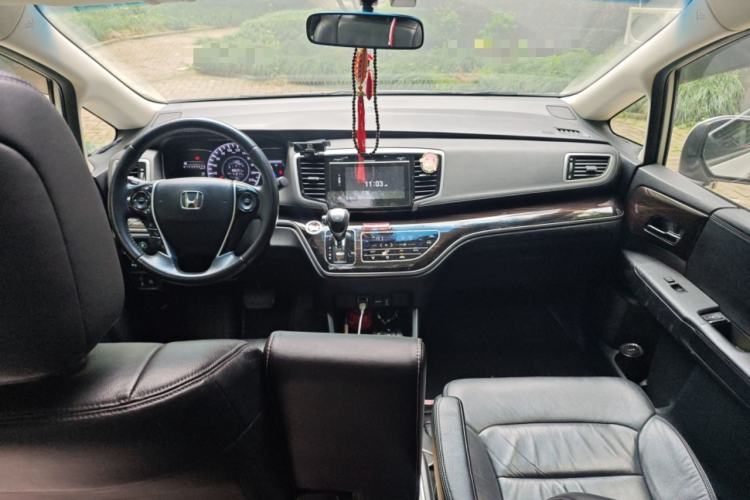 Used Honda Odyssey 2018 2.4L Smart Edition Center Console