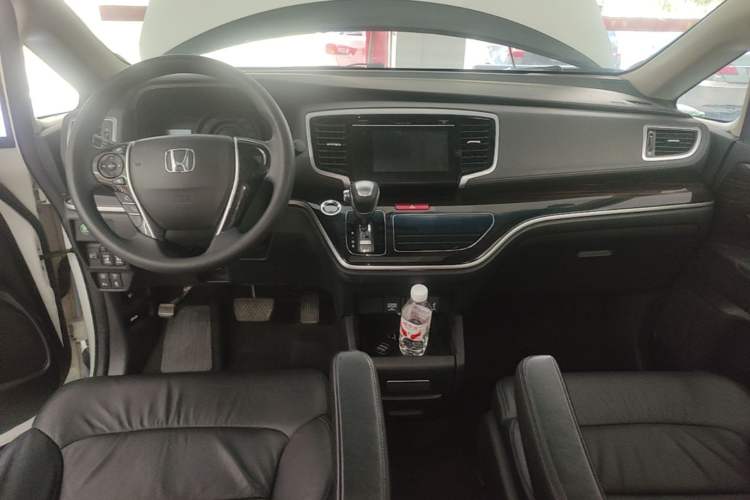 Used Honda Odyssey 2018 2.4L Luxury Edition Center Console