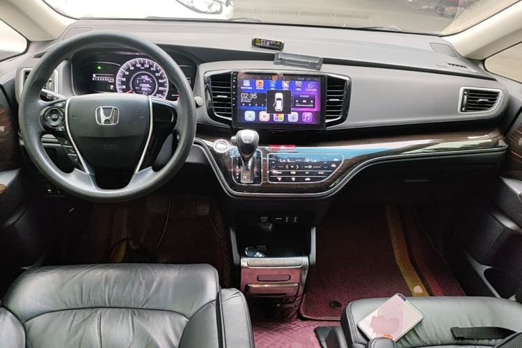 Used Honda Odyssey 2018 2.4L Luxury Edition Center Console