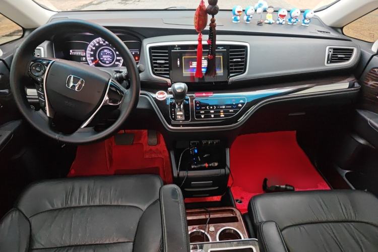 Used Honda Odyssey 2018 2.4L Luxury Edition Center Console