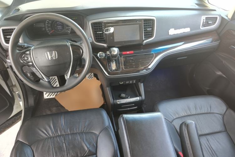 Used Honda Odyssey 2018 2.4L Luxury Edition Center Console