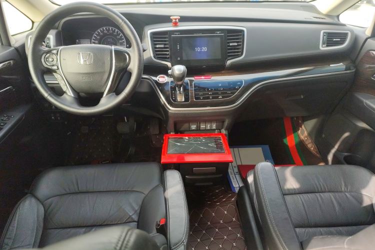 Used Honda Odyssey 2018 2.4L Luxury Edition Center Console