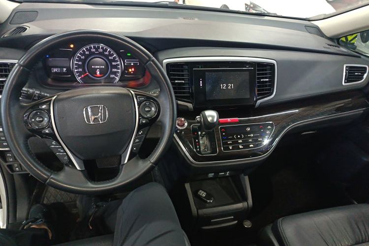 Used Honda Odyssey 2018 2.4L Supreme Edition Center Console
