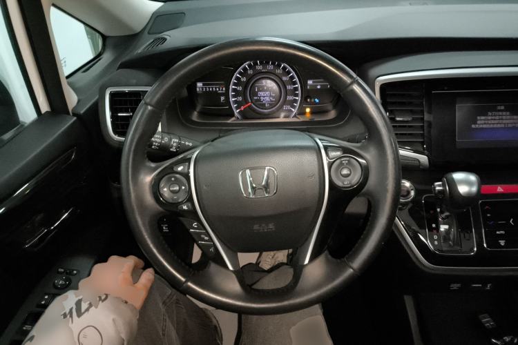 Used Honda Odyssey 2018 2.4L Smart Edition Center Console