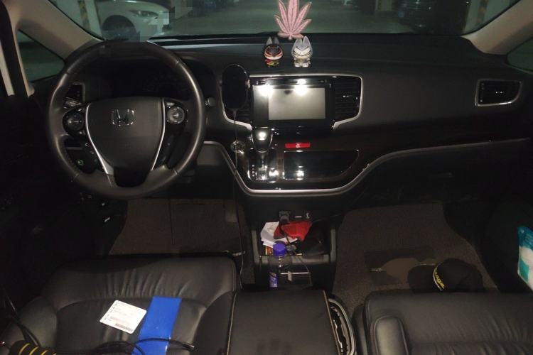 Used Honda Odyssey 2018 2.4L Smart Edition Center Console