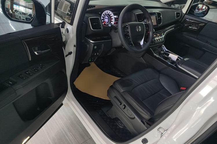Used Honda Odyssey 2018 2.4L Luxury Edition Driver Seat