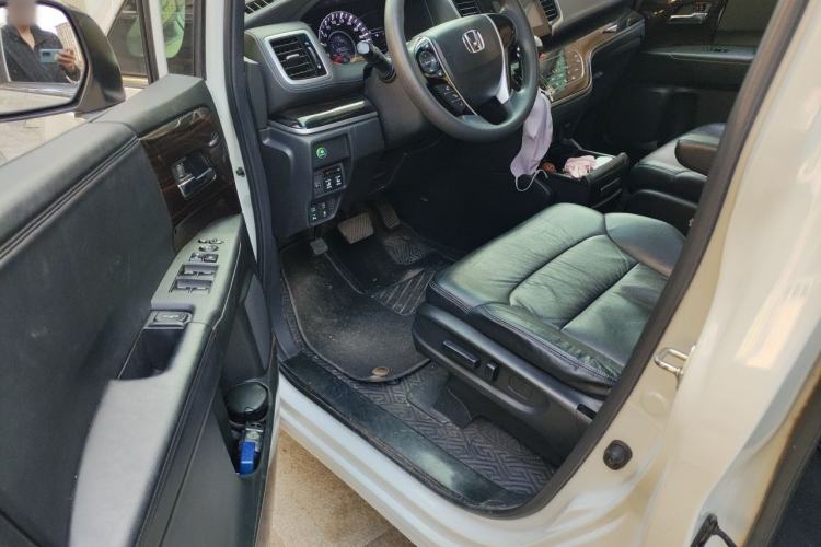 Used Honda Odyssey 2018 2.4L Luxury Edition Driver Seat