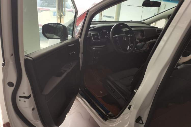 Used Honda Odyssey 2018 2.4L Smart Edition Driver Seat