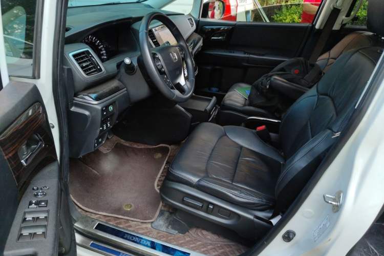 Used Honda Odyssey 2018 2.4L Smart Edition Driver Seat