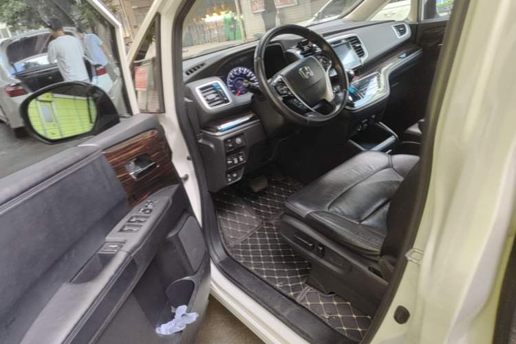 Used Honda Odyssey 2018 2.4L Smart Edition Driver Seat