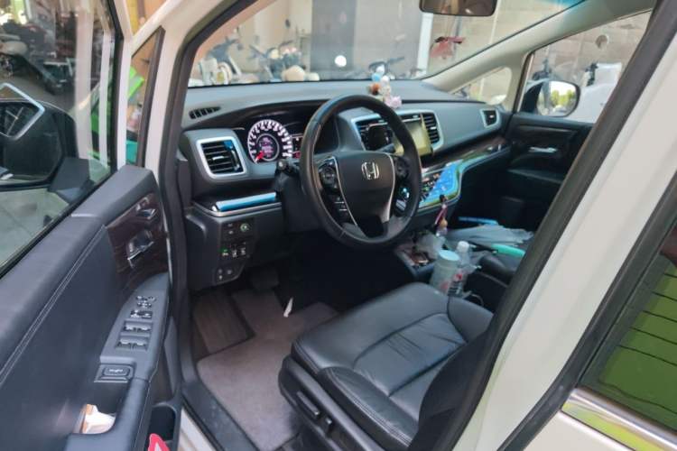 Used Honda Odyssey 2018 2.4L Smart Edition Driver Seat