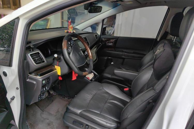 Used Honda Odyssey 2018 2.4L Luxury Edition Driver Seat