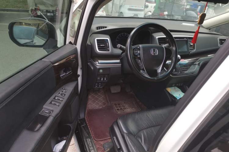 Used Honda Odyssey 2018 2.4L Luxury Edition Driver Seat