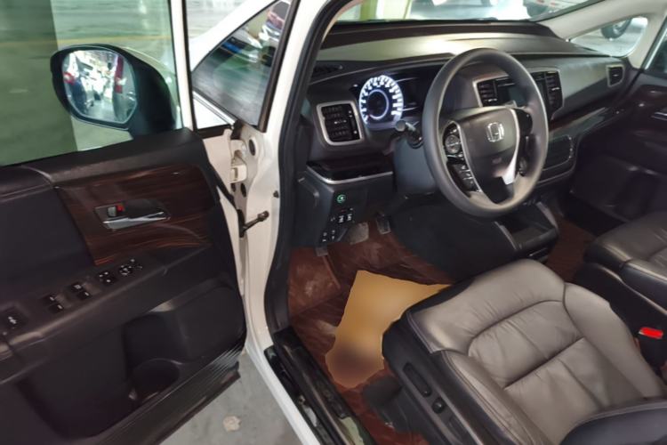 Used Honda Odyssey 2018 2.4L Luxury Edition Driver Seat