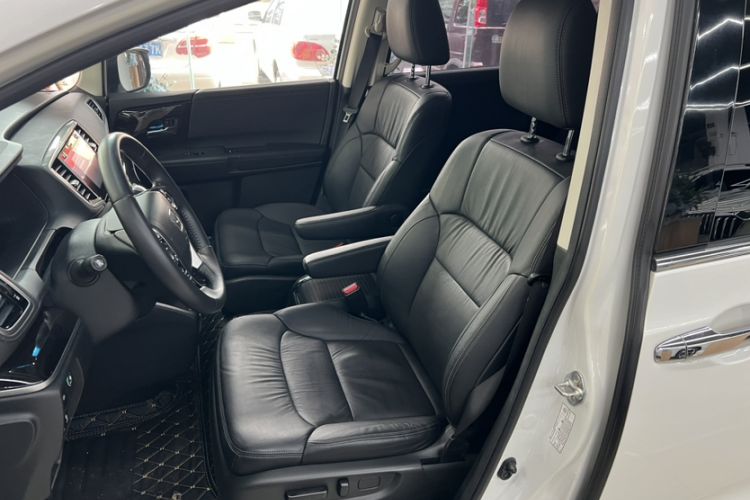 Used Honda Odyssey 2018 2.4L Smart Edition Driver Seat