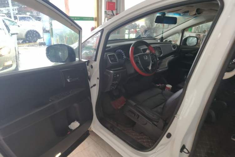 Used Honda Odyssey 2018 2.4L Smart Edition Driver Seat