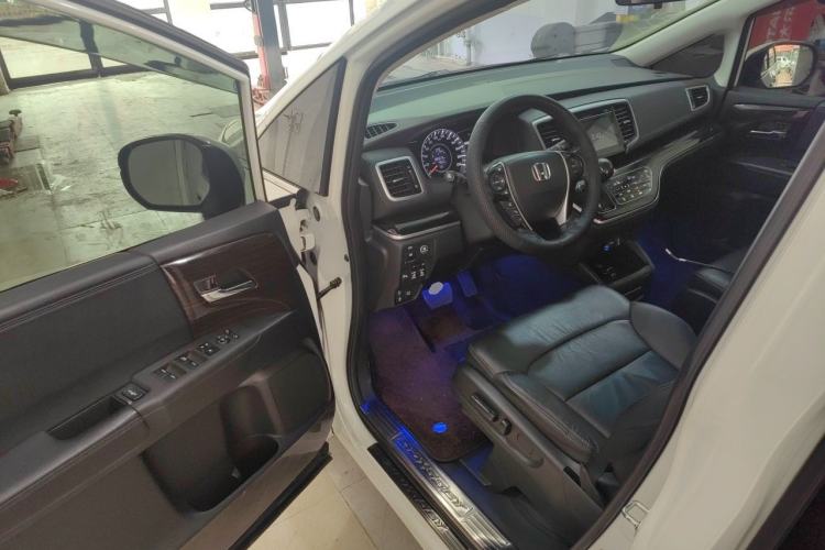 Used Honda Odyssey 2018 2.4L Smart Edition Driver Seat