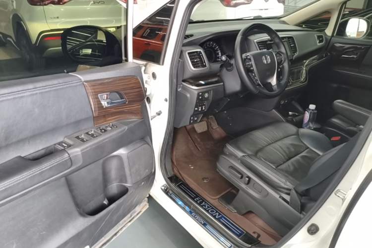 Used Honda Odyssey 2018 2.4L Smart Edition Driver Seat