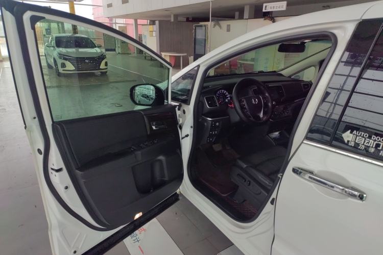 Used Honda Odyssey 2018 2.4L Smart Edition Driver Seat