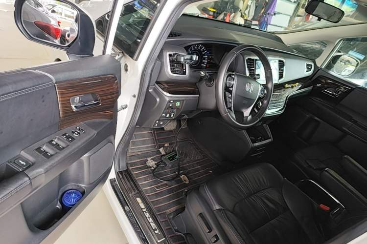 Used Honda Odyssey 2018 2.4L Smart Edition Driver Seat