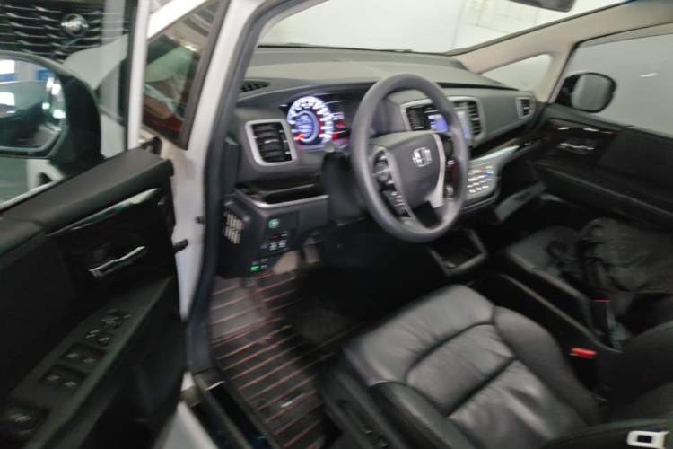 Used Honda Odyssey 2018 2.4L Luxury Edition Driver Seat