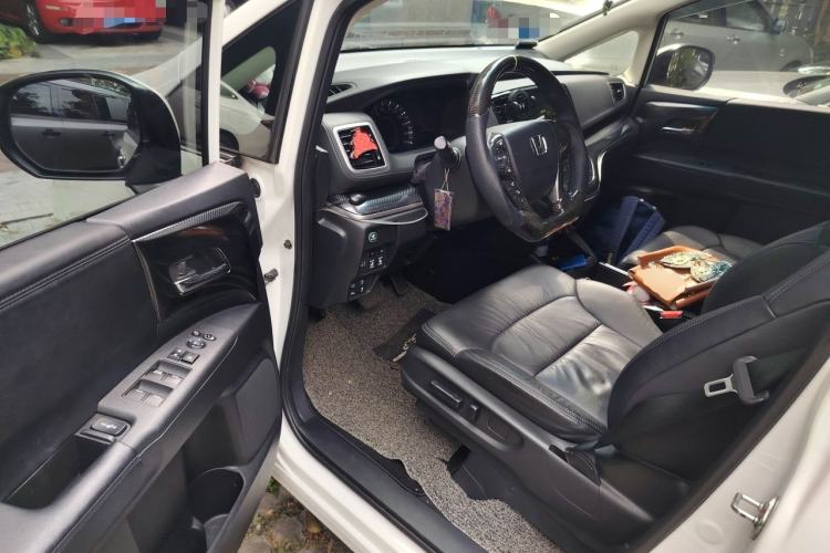 Used Honda Odyssey 2018 2.4L Luxury Edition Driver Seat