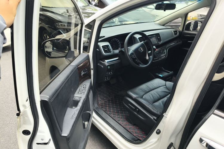 Used Honda Odyssey 2018 2.4L Luxury Edition Driver Seat