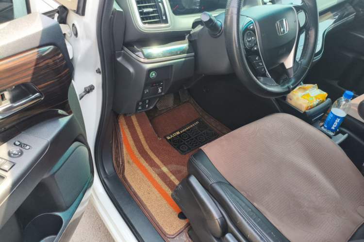 Used Honda Odyssey 2018 2.4L Comfort Version Driver Seat
