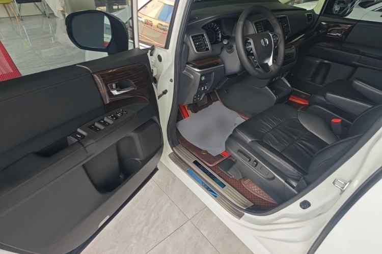 Used Honda Odyssey 2018 2.4L Luxury Edition Driver Seat