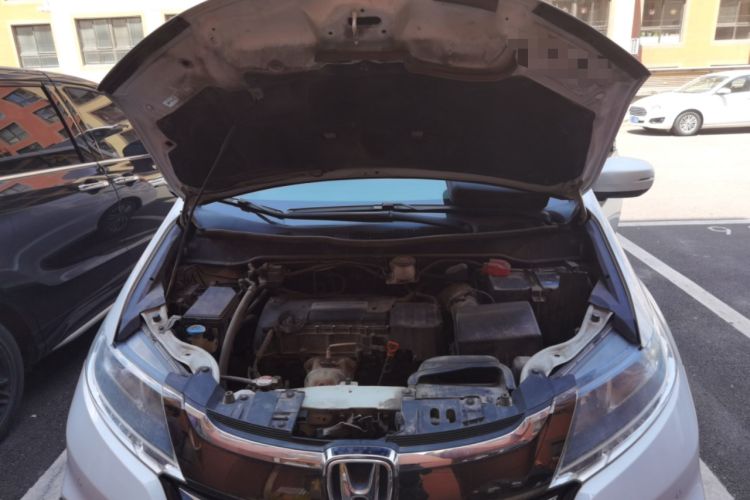 Used Honda Odyssey 2018 2.4L Luxury Edition Engine Bay
