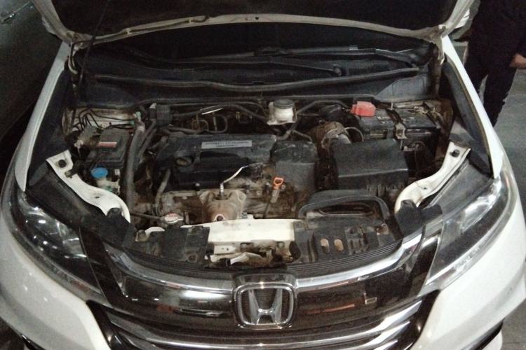Used Honda Odyssey 2018 2.4L Luxury Edition Engine Bay