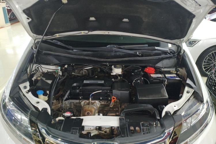 Used Honda Odyssey 2018 2.4L Luxury Edition Engine Bay