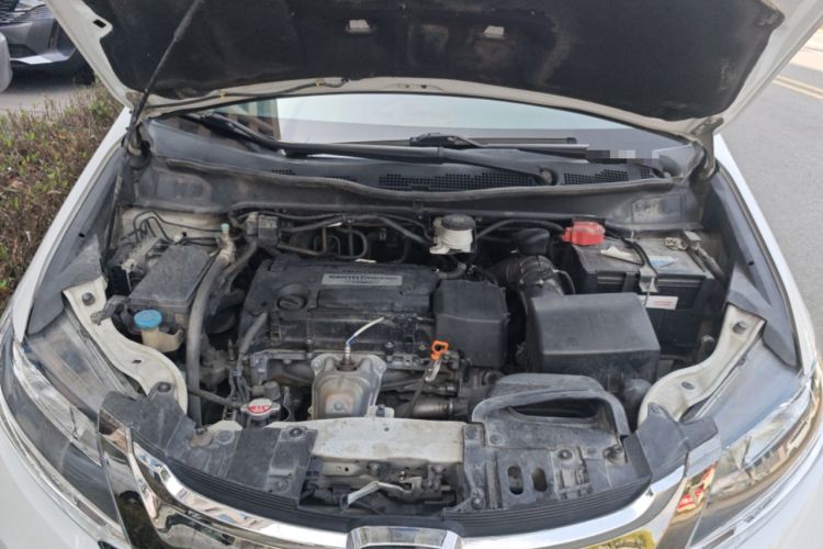 Used Honda Odyssey 2018 2.4L Luxury Edition Engine Bay