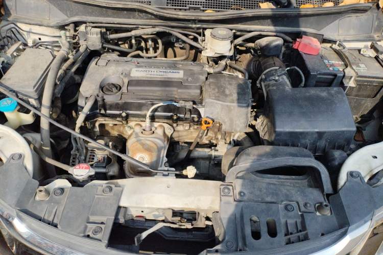 Used Honda Odyssey 2018 2.4L Smart Edition Engine Bay