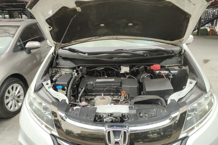 Used Honda Odyssey 2018 2.4L Prestige Edition Engine Bay