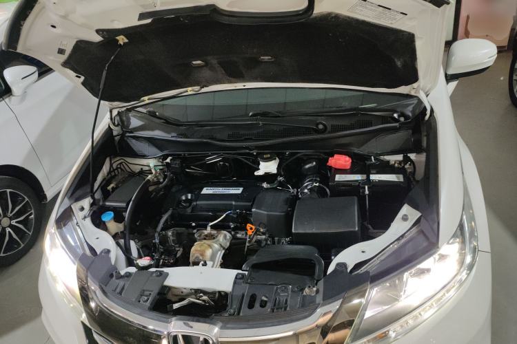 Used Honda Odyssey 2018 2.4L Smart Edition Engine Bay