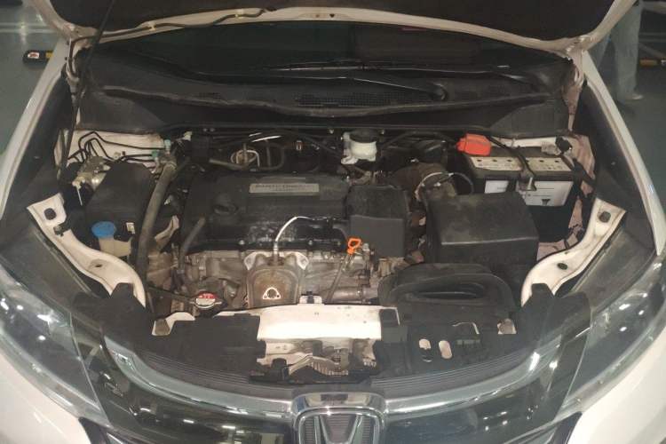 Used Honda Odyssey 2018 2.4L Smart Edition Engine Bay