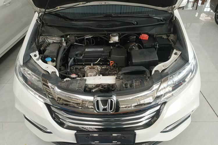 Used Honda Odyssey 2018 2.4L Smart Edition Engine Bay