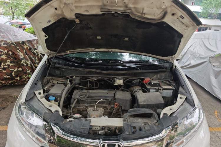 Used Honda Odyssey 2018 2.4L Smart Edition Engine Bay
