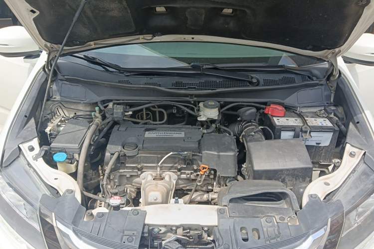 Used Honda Odyssey 2018 2.4L Supreme Edition Engine Bay