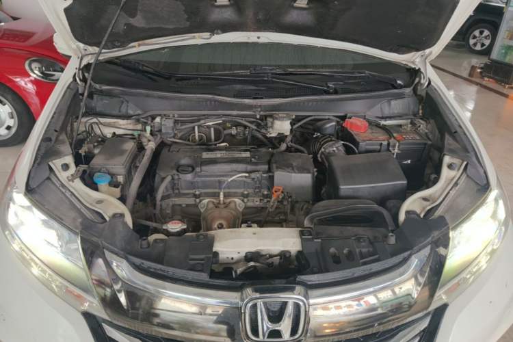 Used Honda Odyssey 2018 2.4L Smart Edition Engine Bay