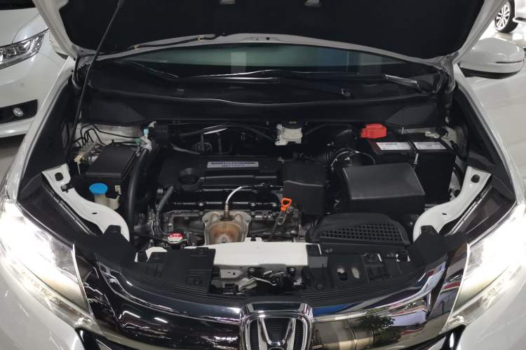 Used Honda Odyssey 2018 2.4L Smart Edition Engine Bay